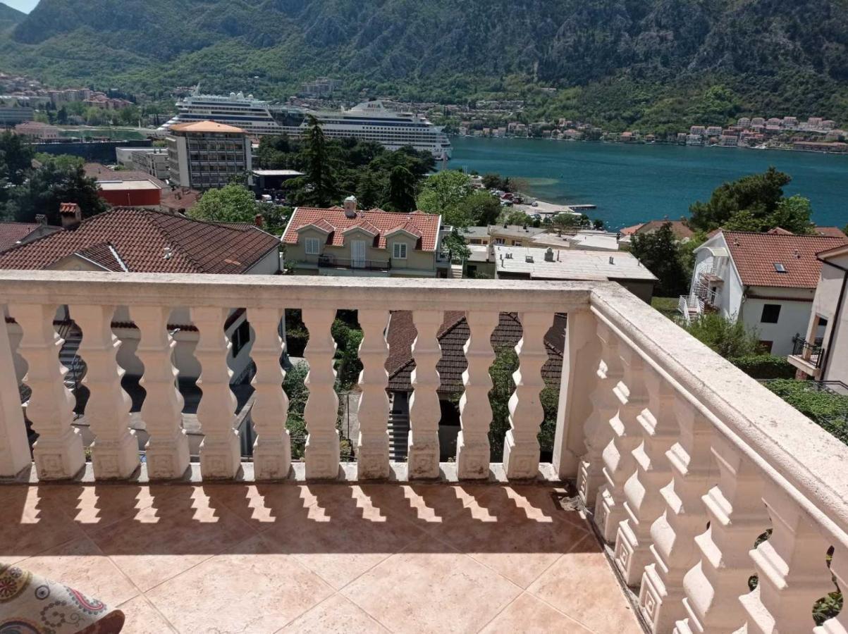 Apartment Ivan Kotor Eksteriør bilde
