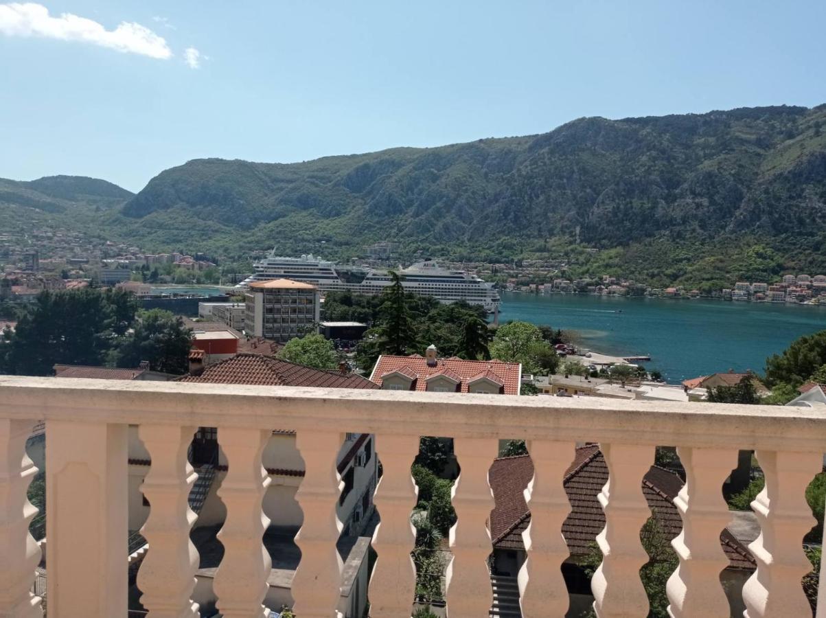 Apartment Ivan Kotor Eksteriør bilde